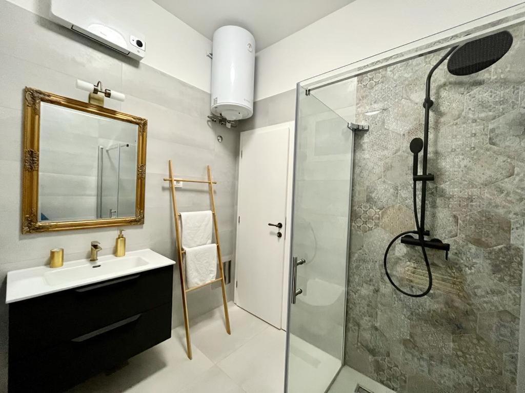 Lux Apartmans Διαμέρισμα Πούλα Εξωτερικό φωτογραφία